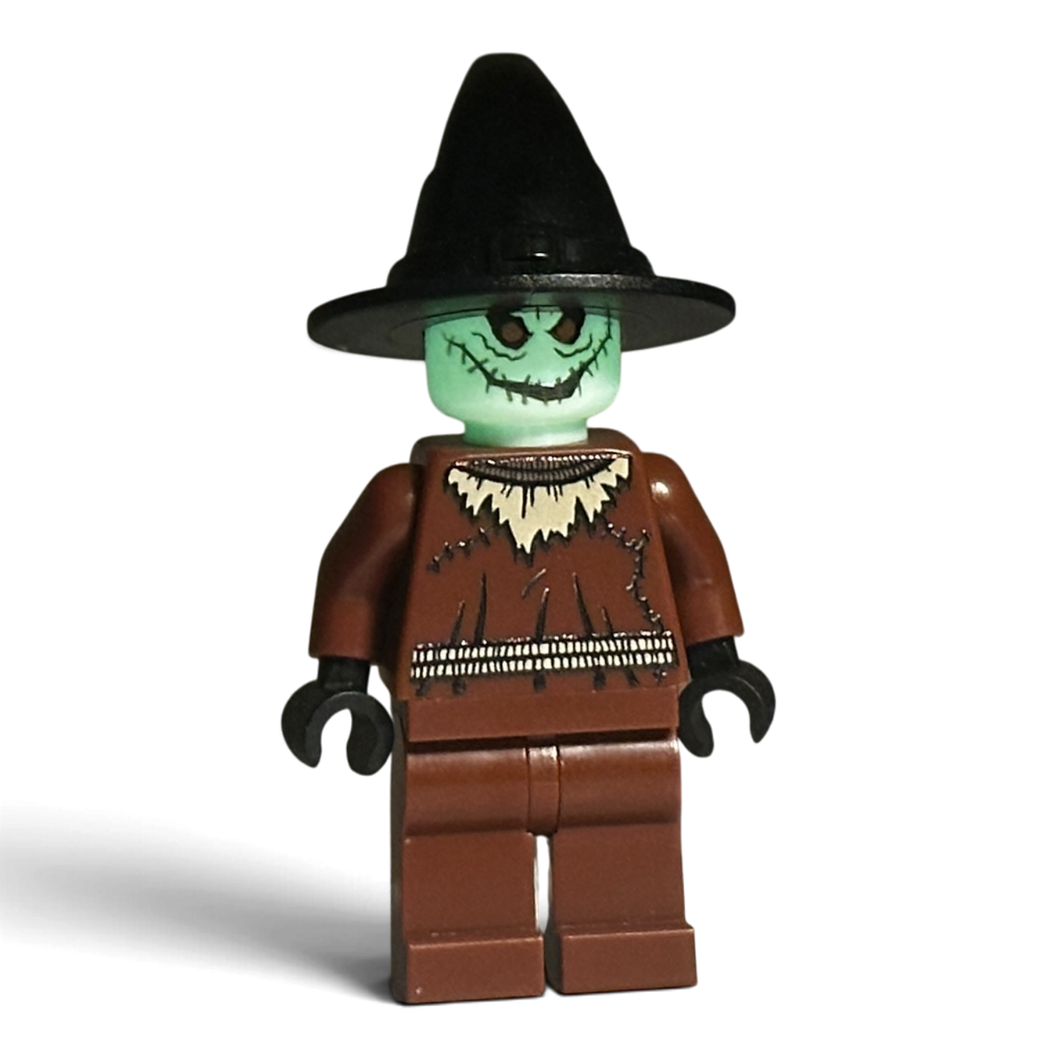 Side view of custom Scarecrow LEGO minifigure, UV-printed by MW Minifigs